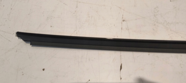 Купити 9J1839475E Porsche 