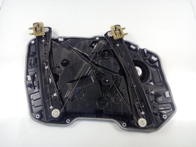 8495866 BMW Мотор склопідйомника дверей передніх, правих