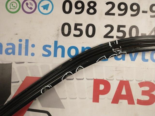  Mitsubishi MR981906