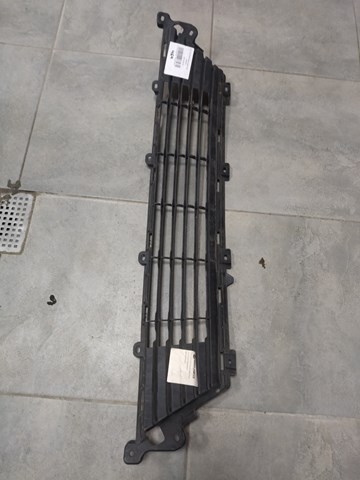 Решітка переднього бампера, центральна Toyota 5311233150 ціна, від 24.35 USD