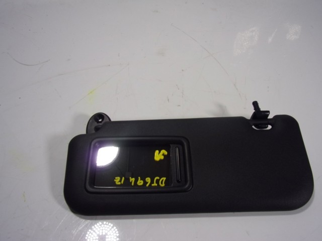 Козирок сонцезахисний автомобіля Toyota 74320K0090C0 ціна, від 59.25 USD
