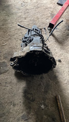  Коробка передач Audi 80 