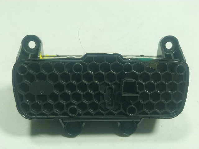  Mercedes A1679053702 ціна, від 95.61 USD