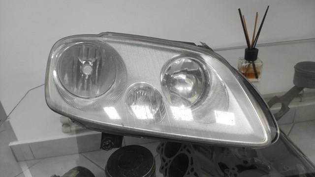 Фара права 2K0941006B VAG