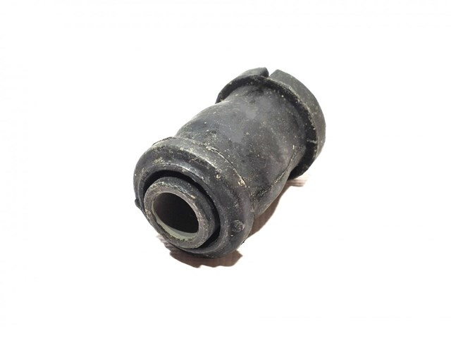 Сайлентблок переднього важеля T212909070 Chery