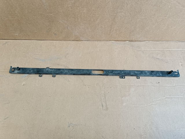 Купити LR044300 Land Rover Балка радіатора верхня