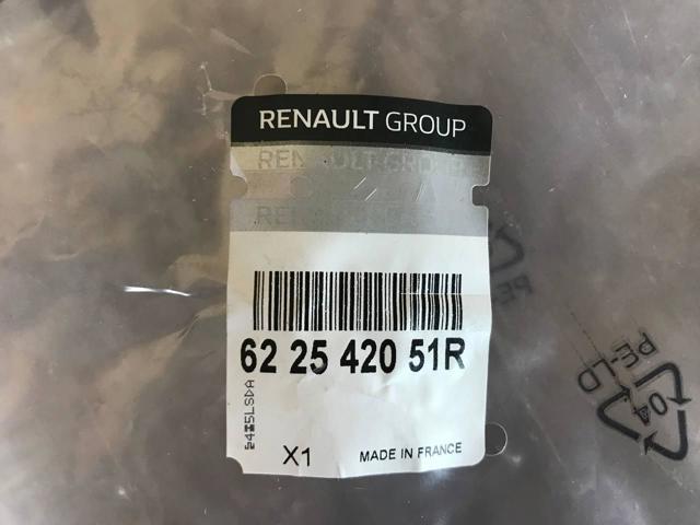  Решітка переднього бампера, центральна Renault Megane 3