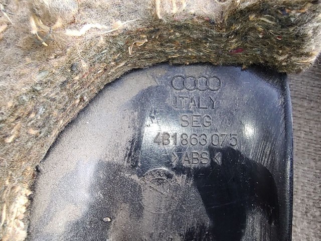 4B1863075 VAG 