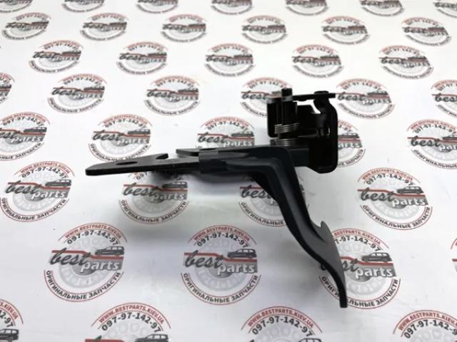 Купити A2548809802 Mercedes Стояк-гак замка капота