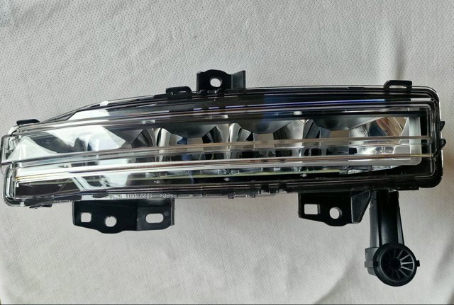Купити LR152161 Land Rover 
