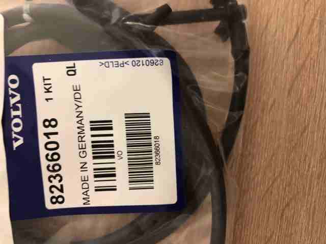82366018 Volvo 