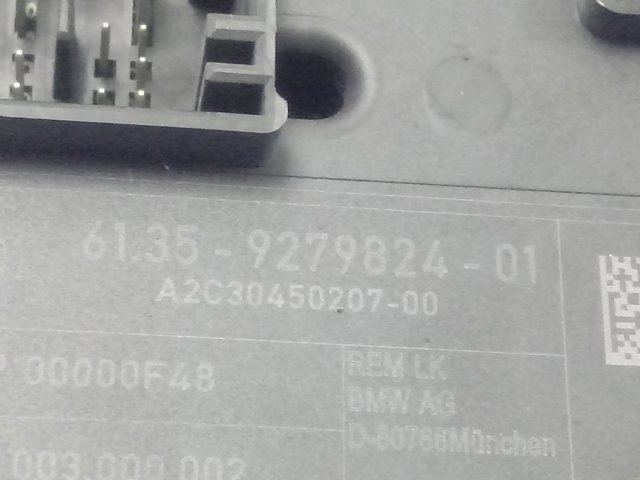 61359279824 BMW 