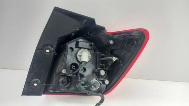  Mitsubishi 8330A879