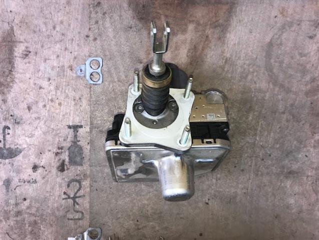 Купити LX6C2D335MC Ford 