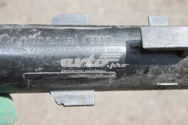 Форсунка омивача фари передньої, правої VAG 4H0955102C ціна, від 18.62 USD