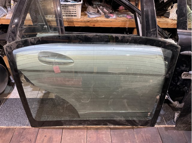 Купити 6480153012 Toyota Скло заднє