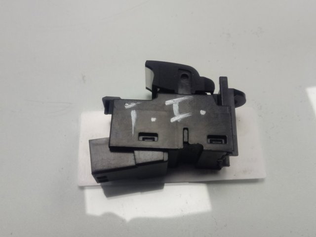 Купити FK7214717AB Land Rover 