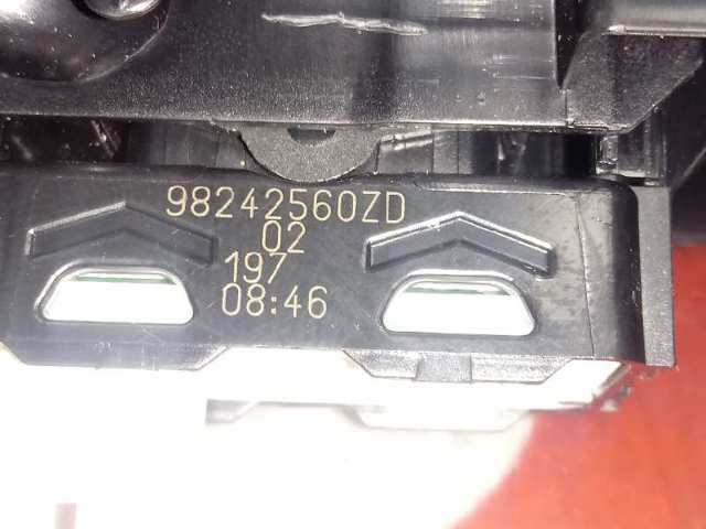  Peugeot/Citroen 98242560ZD ціна, від 41.81 USD