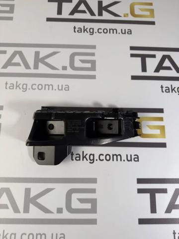 Супорт/кронштейн кріплення заднього ліхтаря, правий Tesla 175564300D