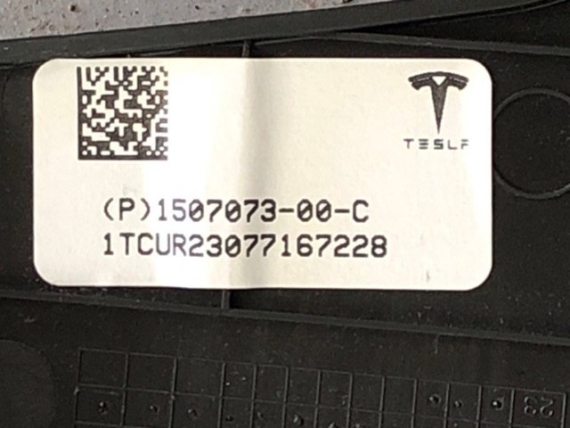 150707300C Tesla
