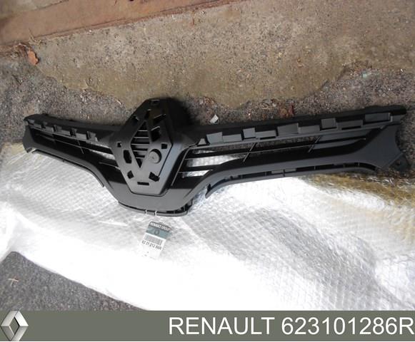 Решетка радиатора (622543994r) renault на Renault Fluence B3