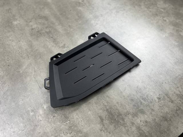Решітка переднього бампера, ліва BMW 51118747843 ціна, від 12.28 USD