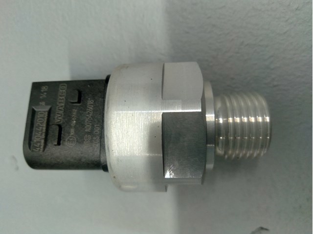 A0075426018 Mercedes 