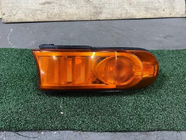 8117135440 Toyota Поворотник лівий
