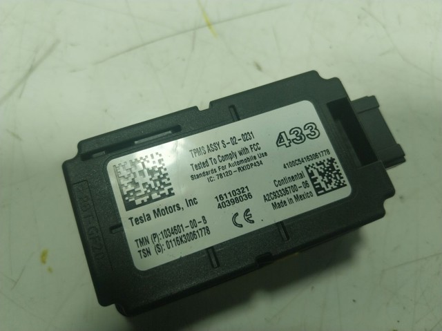 103460100B Tesla 