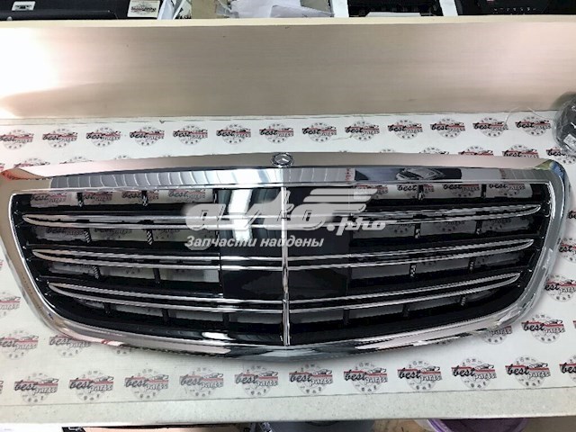 Облицювання радіатора Mercedes A22288002839040 ціна, від 146.61 USD