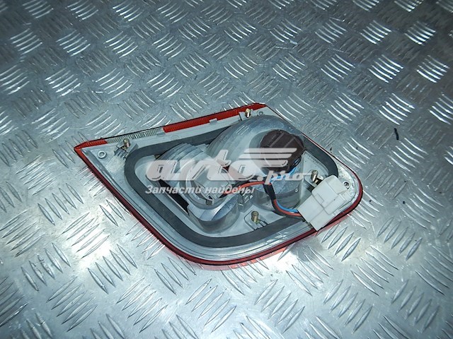 Купити MR485477 Mitsubishi Ліхтар задній лівий, внутрішній