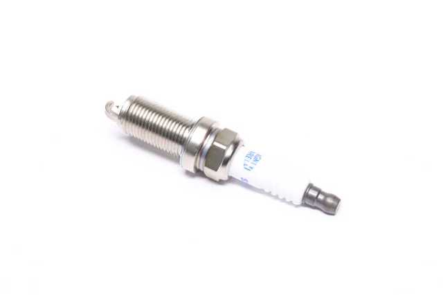062611000054 Magneti Marelli Свіча запалювання