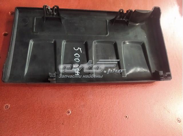 Кришка двигуна декоративна General Motors 55561431