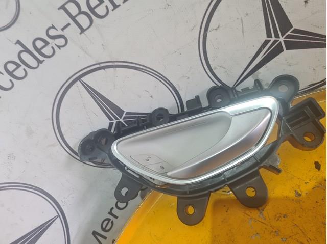 A2057600200 Mercedes Ручка передньої двері внутрішня права