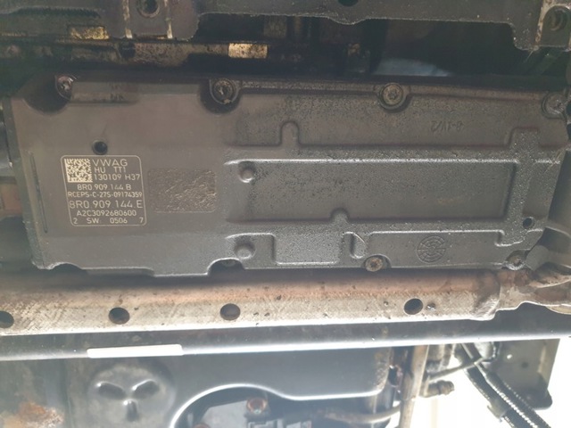  8R0909144E VAG