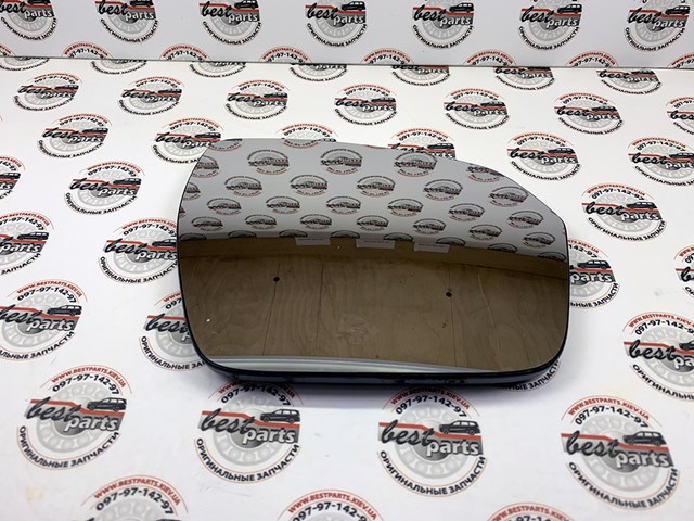 Купити LR025225 Land Rover Скло дзеркала заднього виду, правого