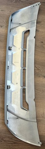 Накладка бампера переднього, центральна Q-fix Q3760845 ціна, від 42.36 USD