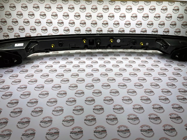 Купити LR181903 Land Rover 