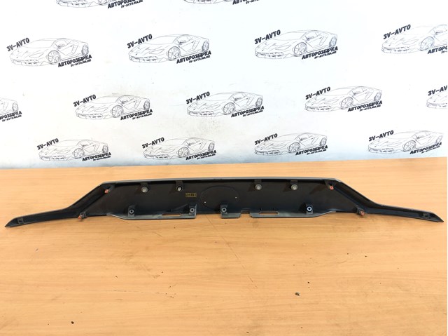 Накладка двері багажника Toyota 7680142240 ціна, від 31.74 USD