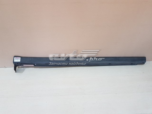 877522W000CA Hyundai/Kia Накладка зовнішня (молдинг) порога, правий
