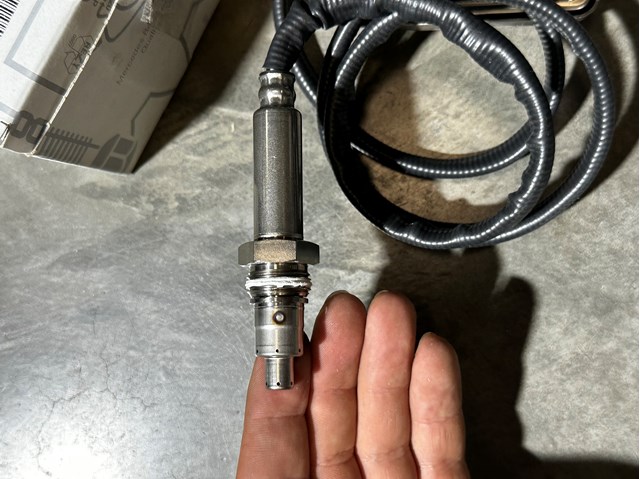 A000905581287 Mercedes 