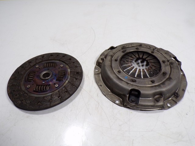 30100AA990 Subaru 