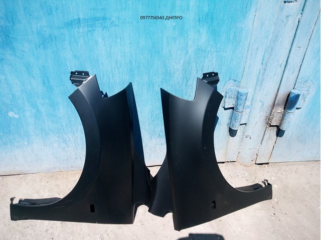 Ліве переднє крило Tempest 0370399311 ціна, від 40.70 USD
