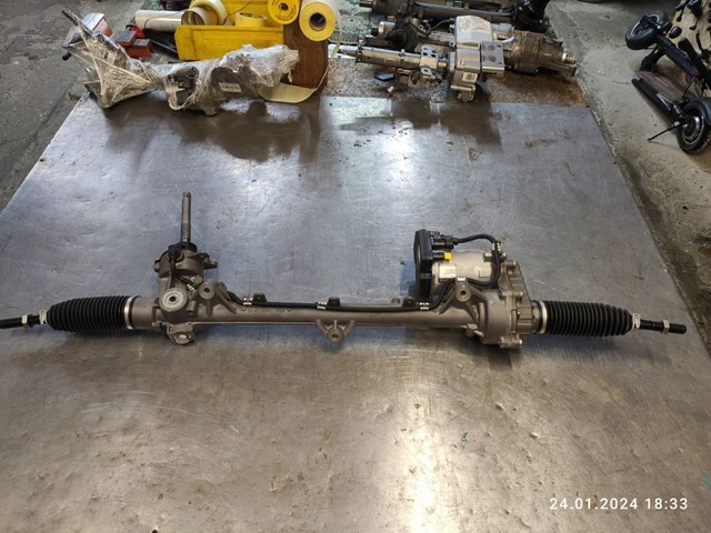 Кермова рейка Volvo 30670580