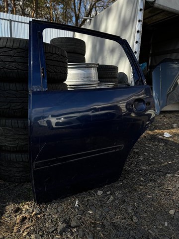 Двері задні, ліві Volkswagen Polo IV хетчбек (9N, 9A) (2001 - 2014) ціна, від 82.39 USD