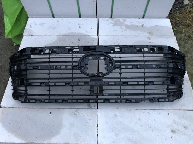Облицювання радіатора Toyota 5310160G70 ціна, від 126.98 USD