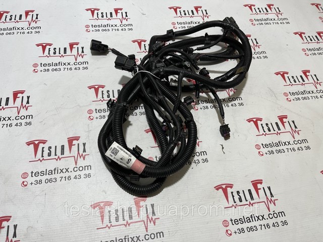 Купити 100442004R Tesla 