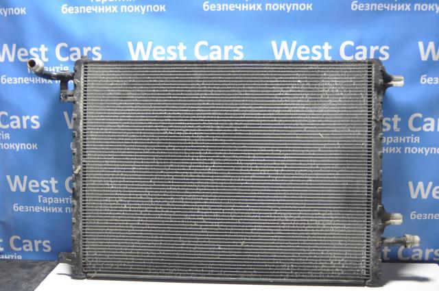 Радіатор охолодження, додатковий Land Rover LR075357