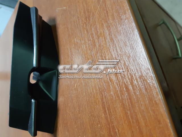 Купити 5312733020 Toyota Заглушка бампера буксирувального гака, передня права
