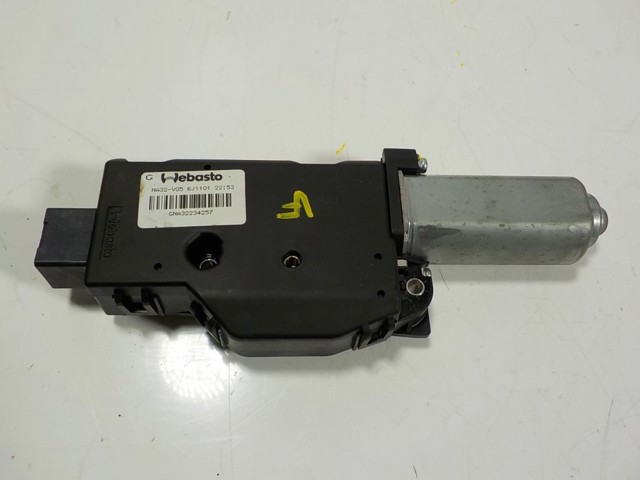 Двигун приводу люка Nissan/Infiniti 912324CC0A